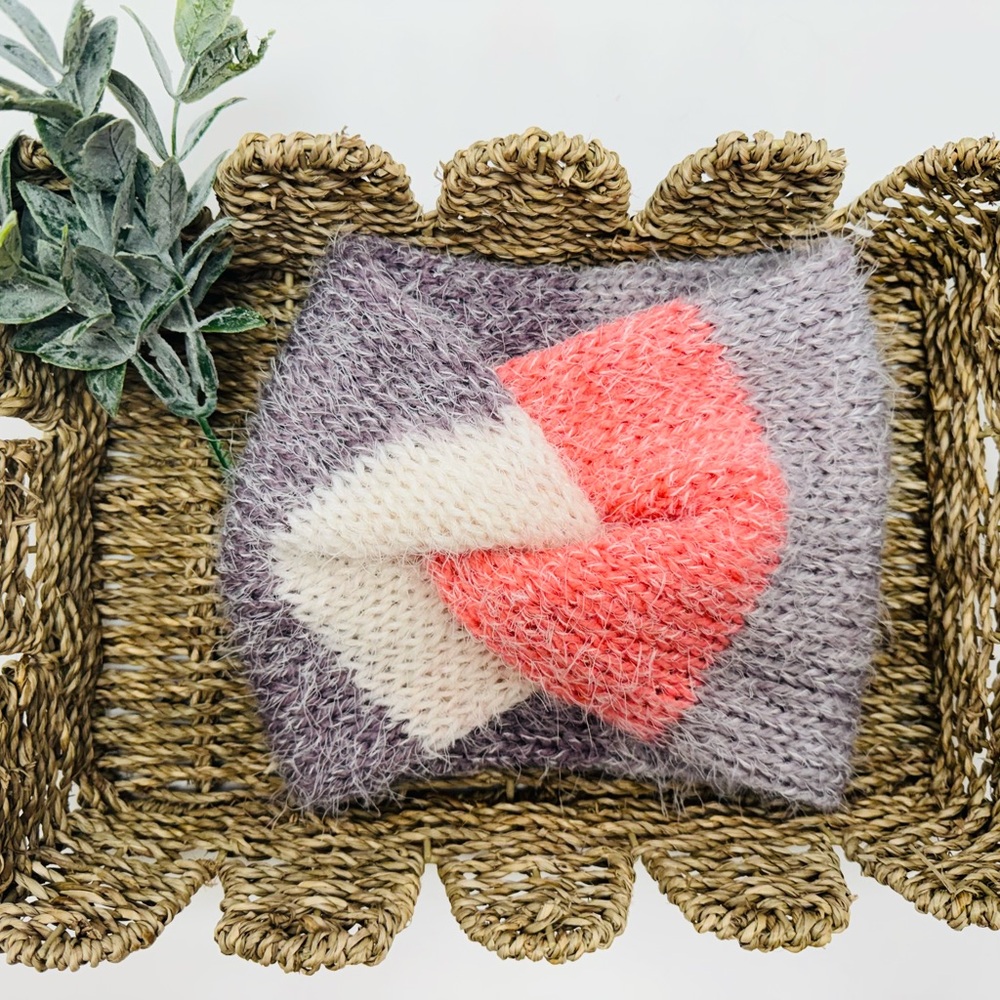 Knit Twist Ear Warmer ❄️
